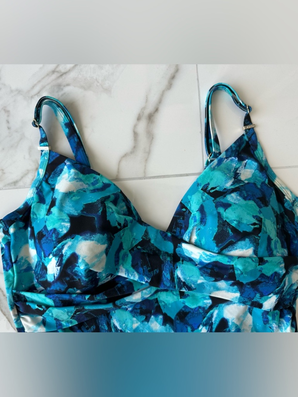 CALVIN KLEIN Tropical Waters Twist-Front Tankini Top, EUC, Sz. XL - Picture 5 of 14